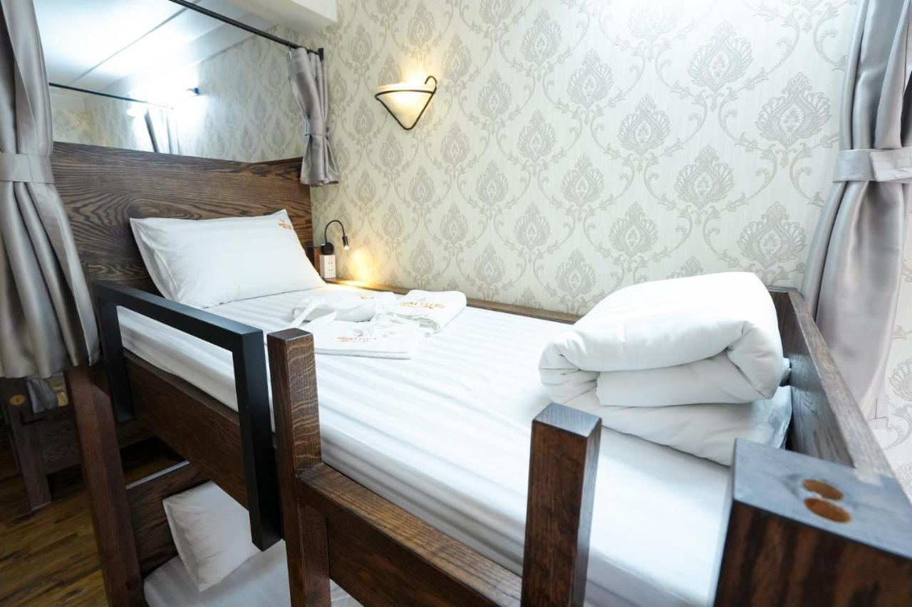 Musketeers Guest House Hanoi Exterior foto